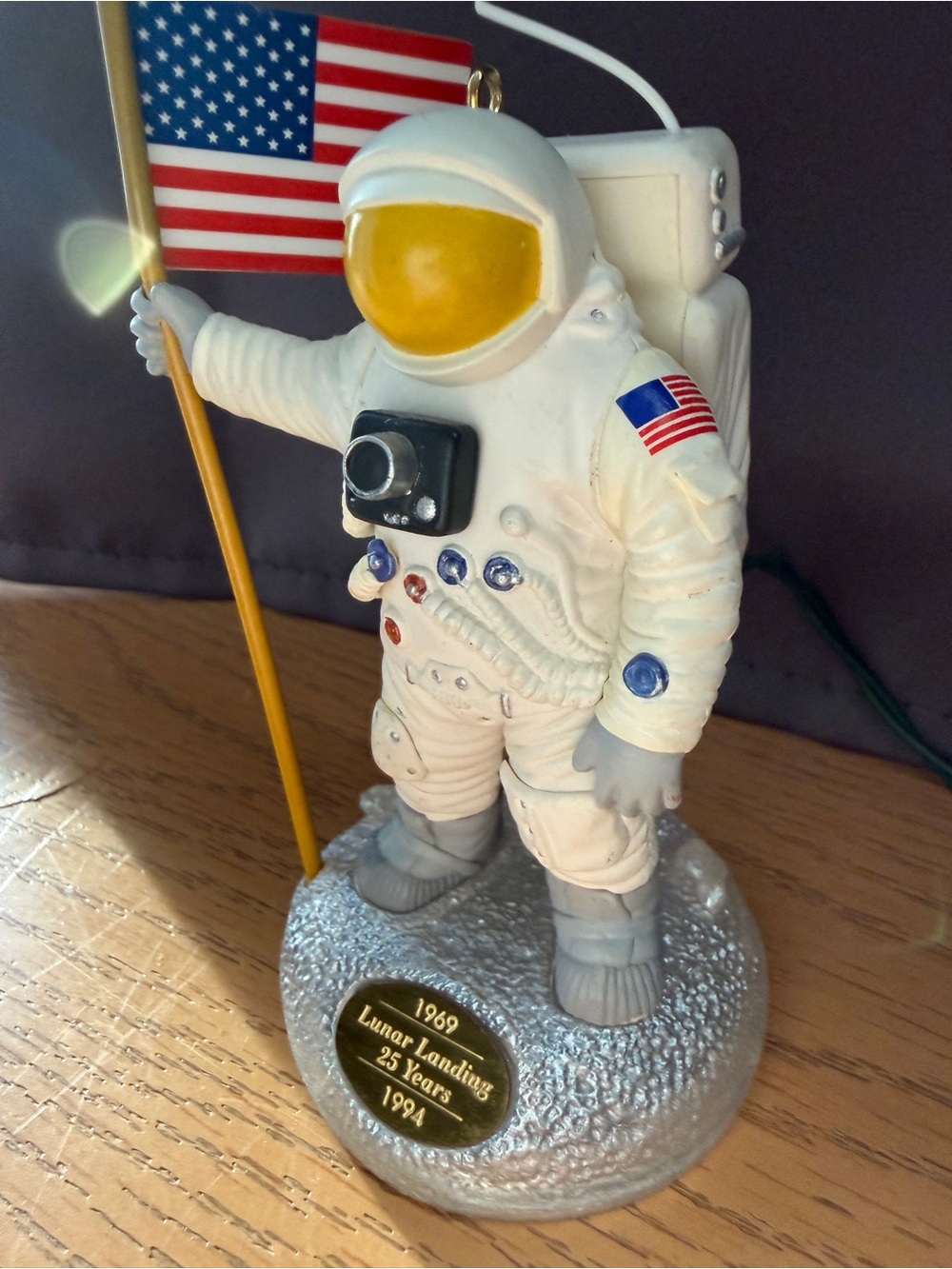 Hallmark Magic Ornament 25 years Lunar Landing 1994 - Picture 1 of 4